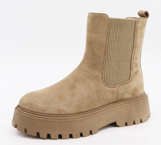 Oatmeal Lug Boot